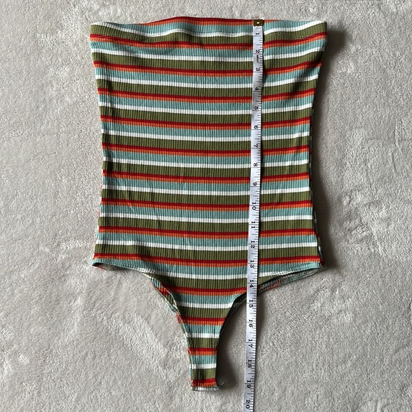 Wasabi + Mint strapless bodysuit. Size Small - Picture 5 of 5